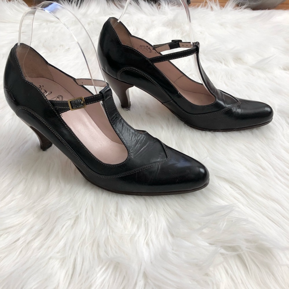 John Fluevog Teacup Collection Mary Jane Heel
